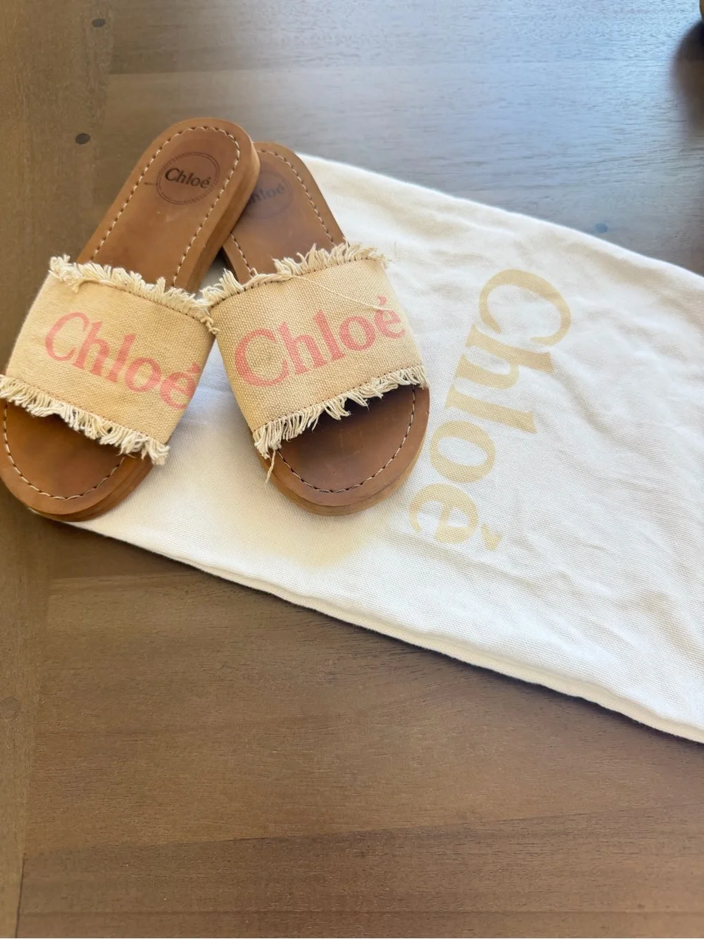 Chloé Beige Canvas Kids Slide Sandals with Pink Logo